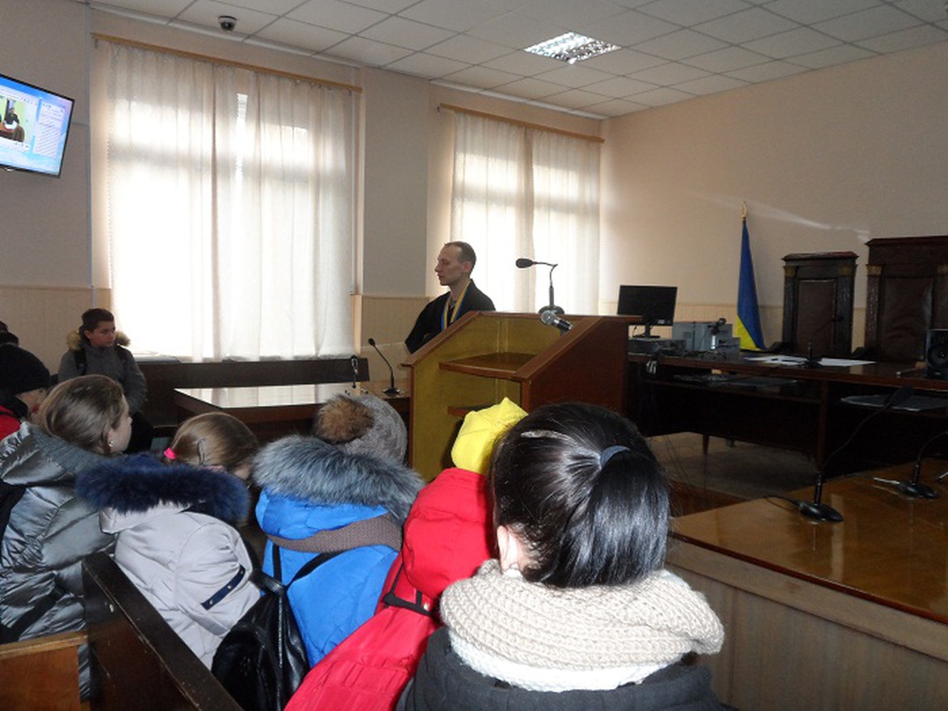 Учні Татарбунарської гімназії побували на екскурсії в районному суді