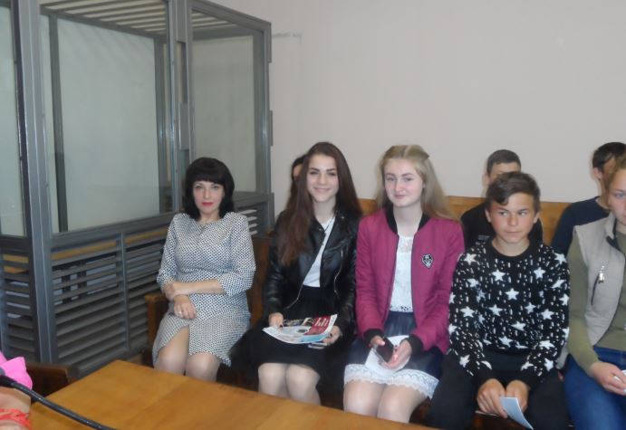 Татарбунарський районний суд Одеської області підвищує довіру серед молоді