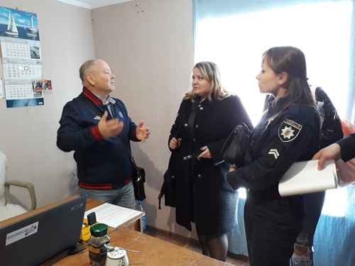 Кава з поліцейським, самбо для жінок і майбутні шерифи: як працює офіс безпеки у Татарбунарах